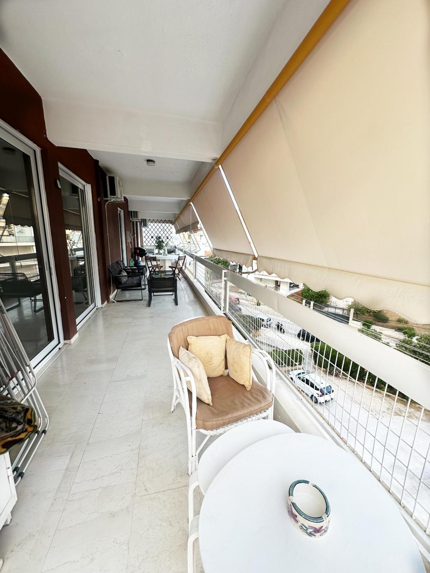 Glyfada Golf Fourth Floor Apartment Athen Exterior foto